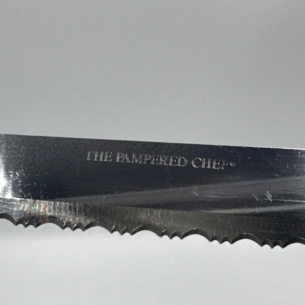 Pampered Chef Serrated Bread Knife Stainless Steel with Protective Sleeve‎ #1285